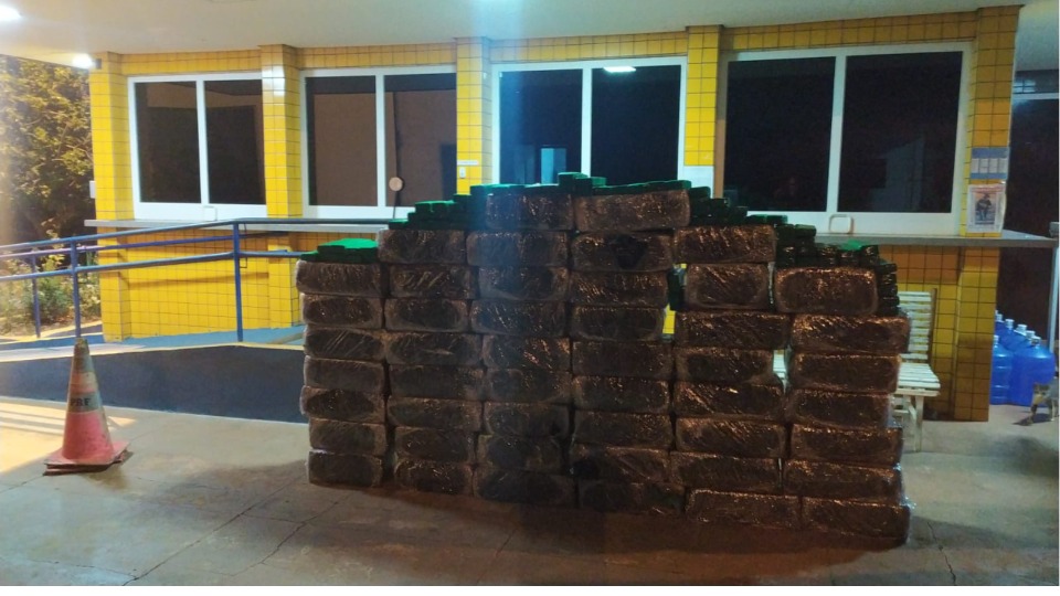 Tonelada de drogas é apreendida durante operação da PRF E PC-RO no cone sul do Estado.
