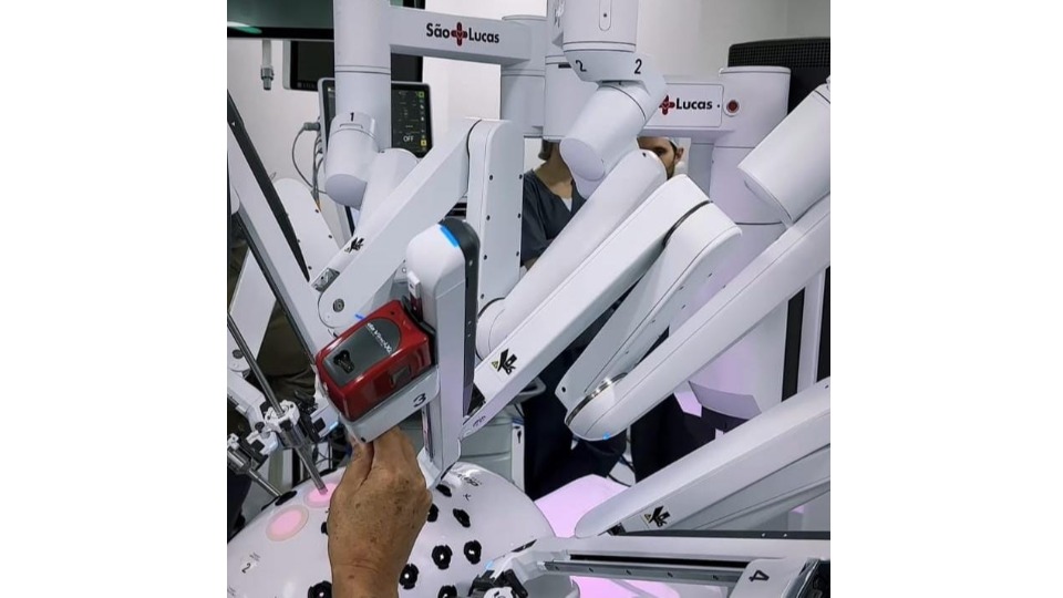 Primeira cirurgia robótica do Oeste do Paraná é realizada no Hospital São Lucas