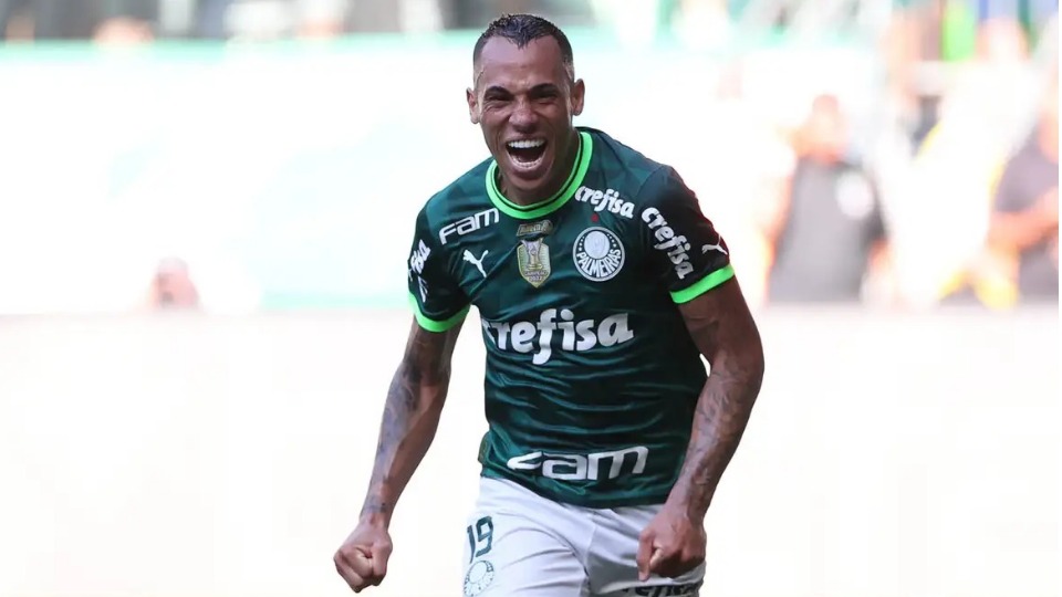 Palmeiras: Abel relaciona 29 jogadores para jogo contra o Cruzeiro