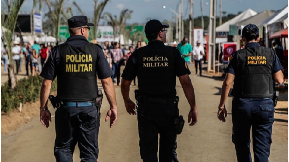 Policiamento reforçado garantiu segurança durante clássico do