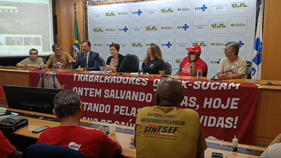 Plenária dos servidores da Sucam com equipe do Ministério da Saúde