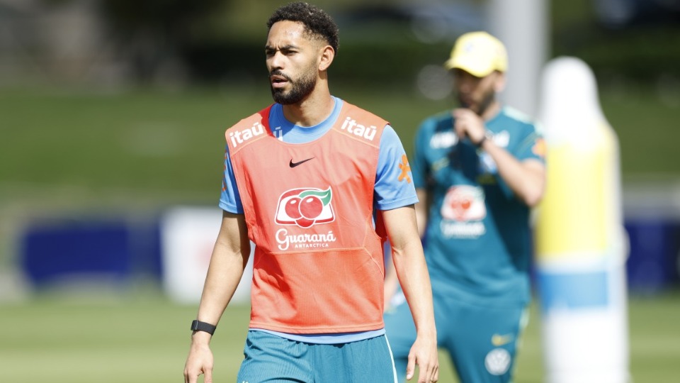 Matheus Cunha celebra primeira Copa com a Seleção Brasileira: 'Muito feliz'