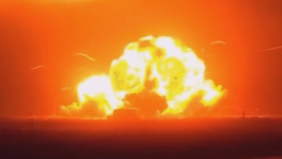 VÍDEO: foguete New Glenn da Blue Origin explode durante teste na Flórida 