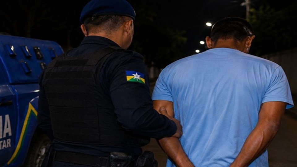 Por descumprimento de medida protetiva homem detido pela PM