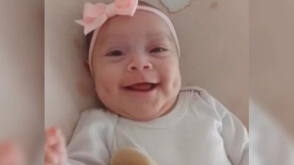 Bebê de 5 meses morre após extubação acidental, diz relatório médico
